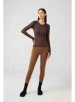 ⁦ActiveFlow Long Blouse⁩ - الصورة ⁦5⁩