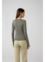 ⁦ActiveFlow Long Blouse⁩ - الصورة ⁦34⁩