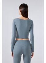 ⁦ActiveLite Long Sleeve Crop Top⁩ - الصورة ⁦21⁩