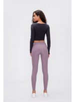 ⁦ActiveLite Long Sleeve Crop Top⁩ - الصورة ⁦12⁩