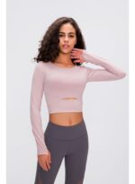 ⁦ActiveLite Long Sleeve Crop Top⁩ - الصورة ⁦8⁩