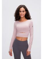 ⁦ActiveLite Long Sleeve Crop Top⁩ - الصورة ⁦4⁩