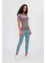 ⁦SoftFit Sports Tee⁩ - الصورة ⁦10⁩